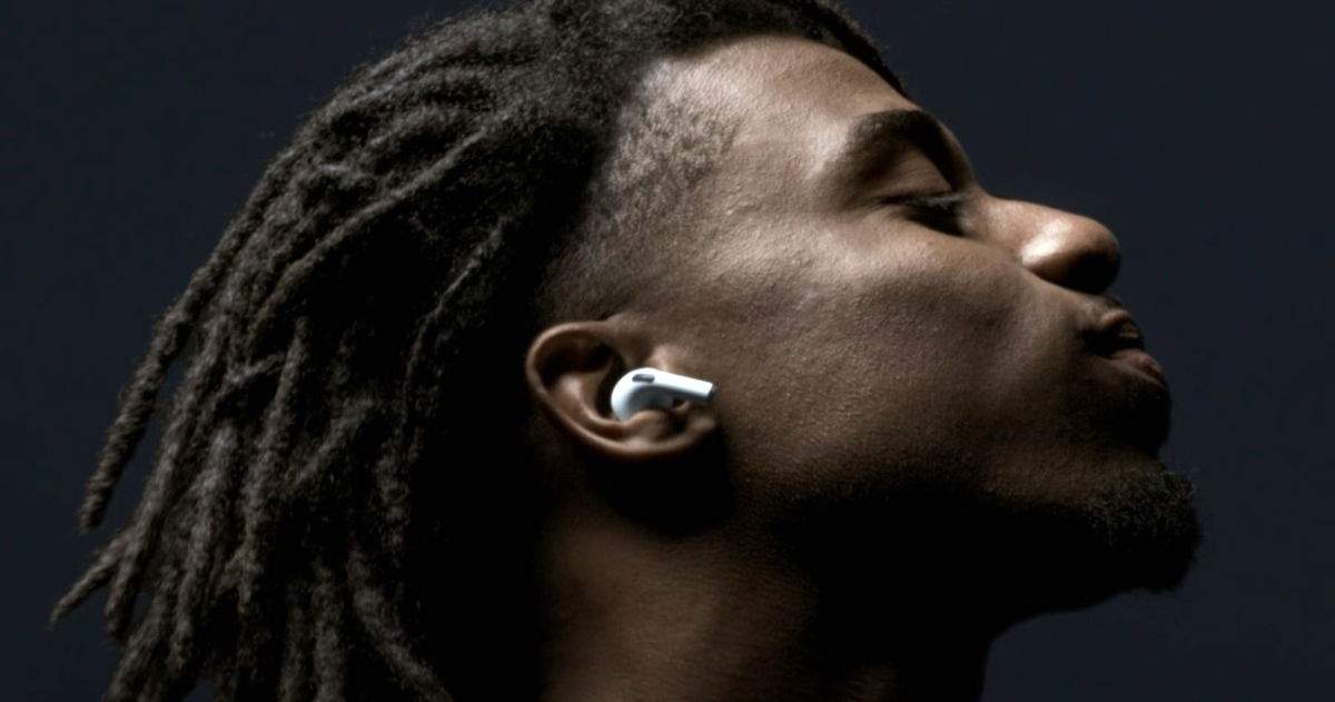 Demanda contra Apple y los AirPods por romper los tímpanos de un usuario