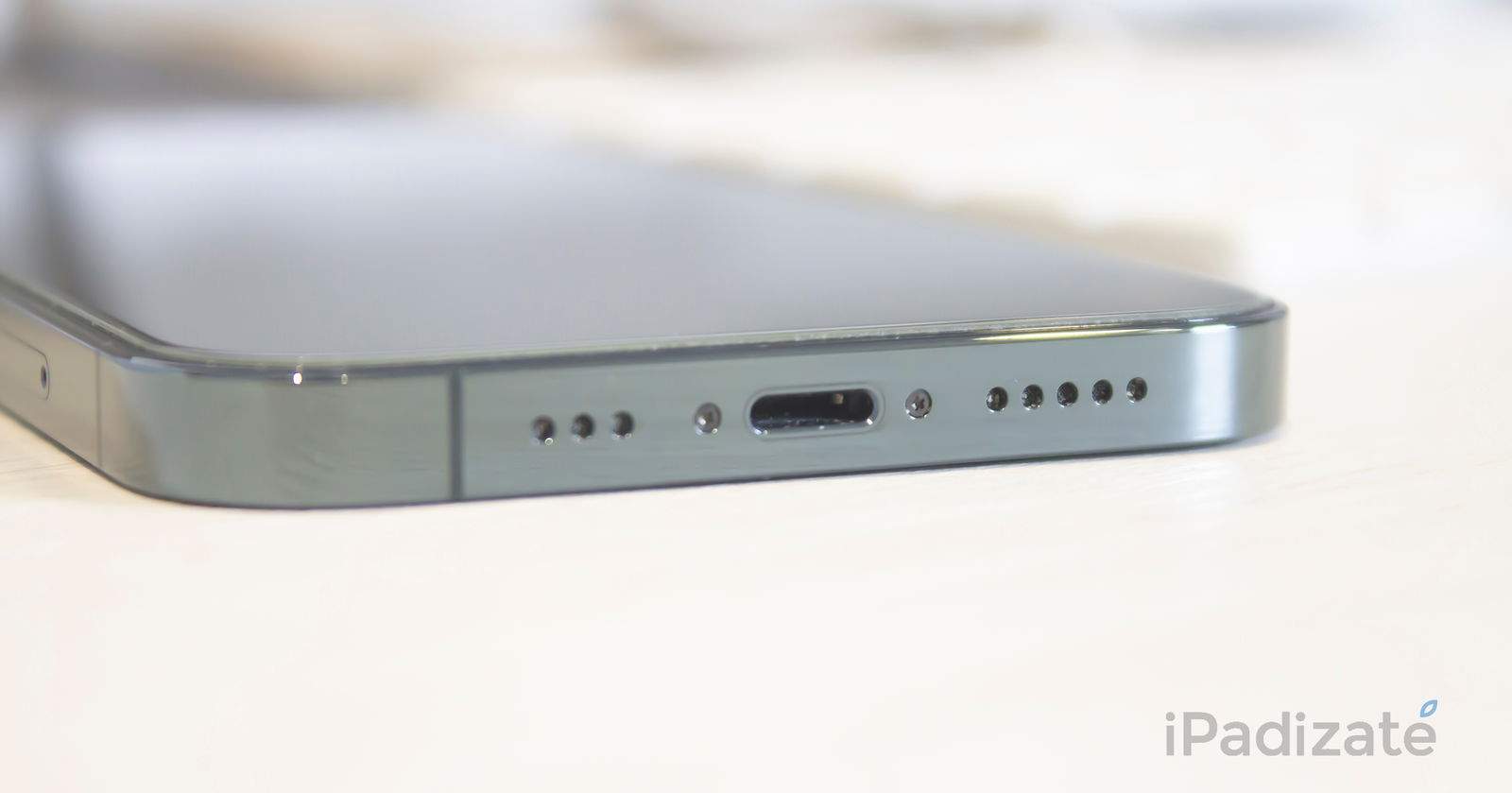 El puerto Lightning del iPhone ya podría tener fecha de caducidad