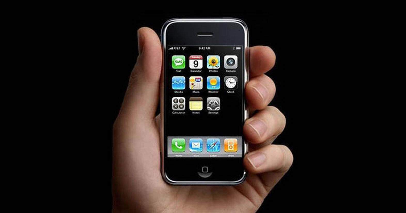 Se cumplen 15 años del lanzamiento del iPhone: así reaccionaron los usuarios