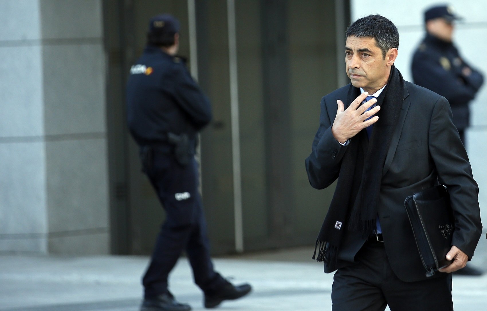 Public prosecutors to charge former Catalan police chief with rebellion