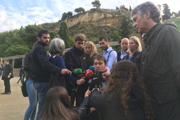 Bonvehí ofrena floral Companys   Carlota Camps