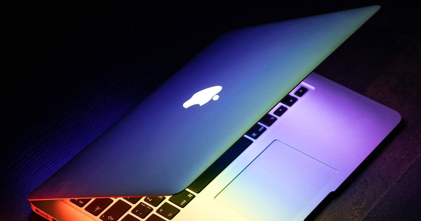La manzana iluminada podría hacer un regreso triunfal a los MacBook