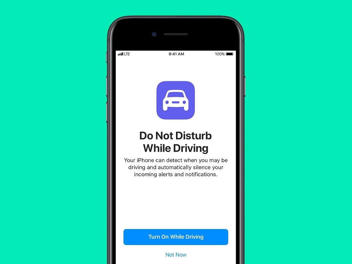 Configura el iPhone para que conteste automáticamente a un mensaje cuando estamos conduciendo