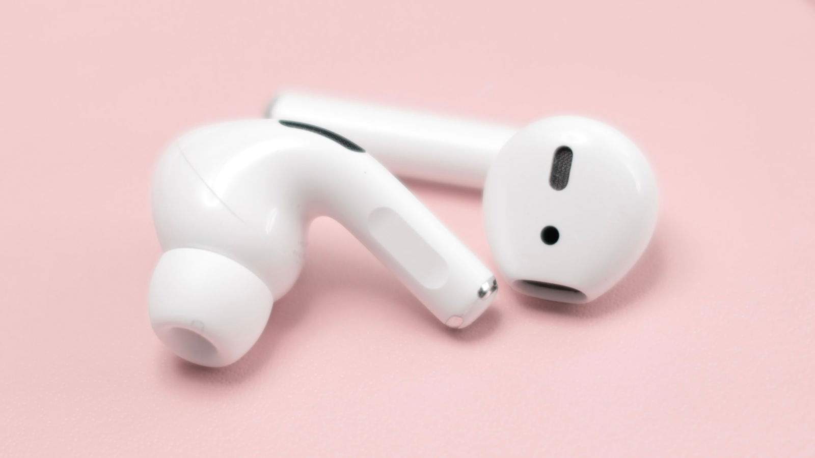 Apple actualiza todos sus AirPods y el AirTag: esto debes saber