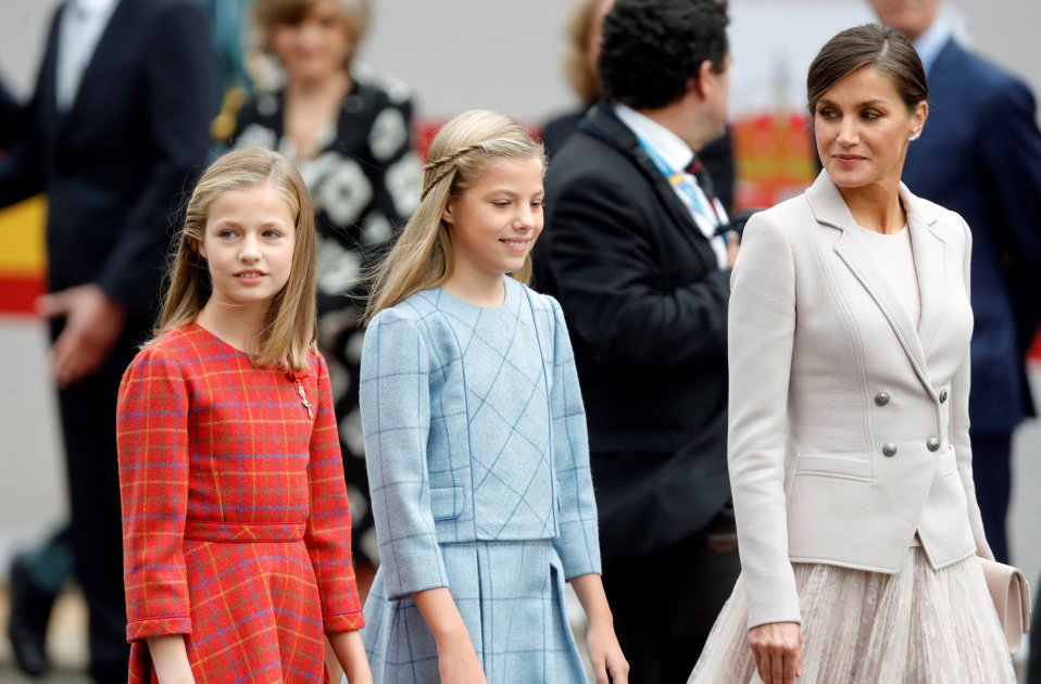 Letícia e hijas EFE