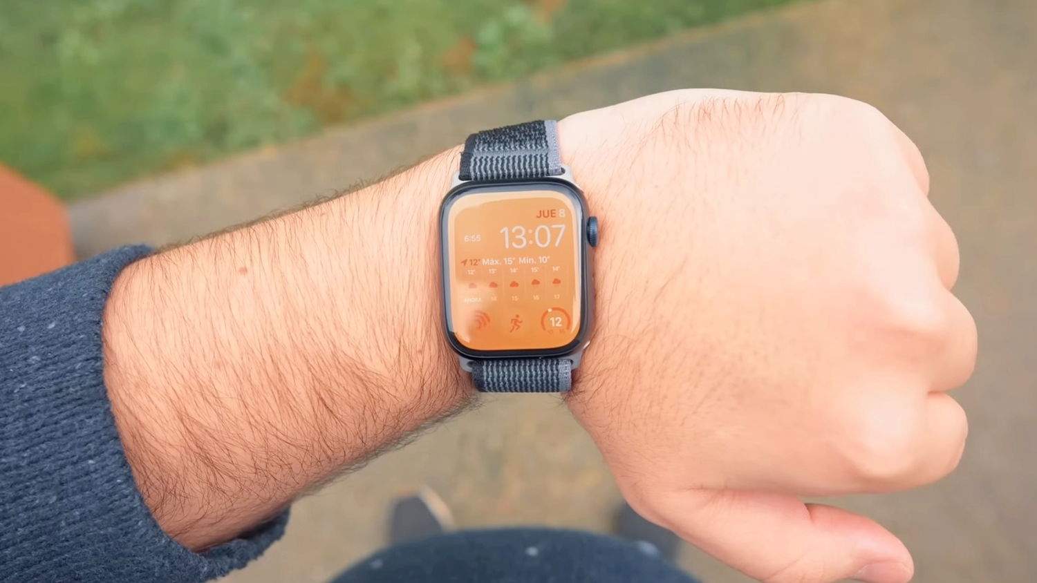 225 euros de descompte per a l'Apple Watch més avançat, amb 4G i acer inoxidable