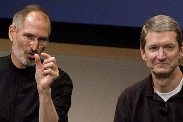 Tim Cook va prendre les regnes de la companyia el 2011 després de la mort de Steve Jobs