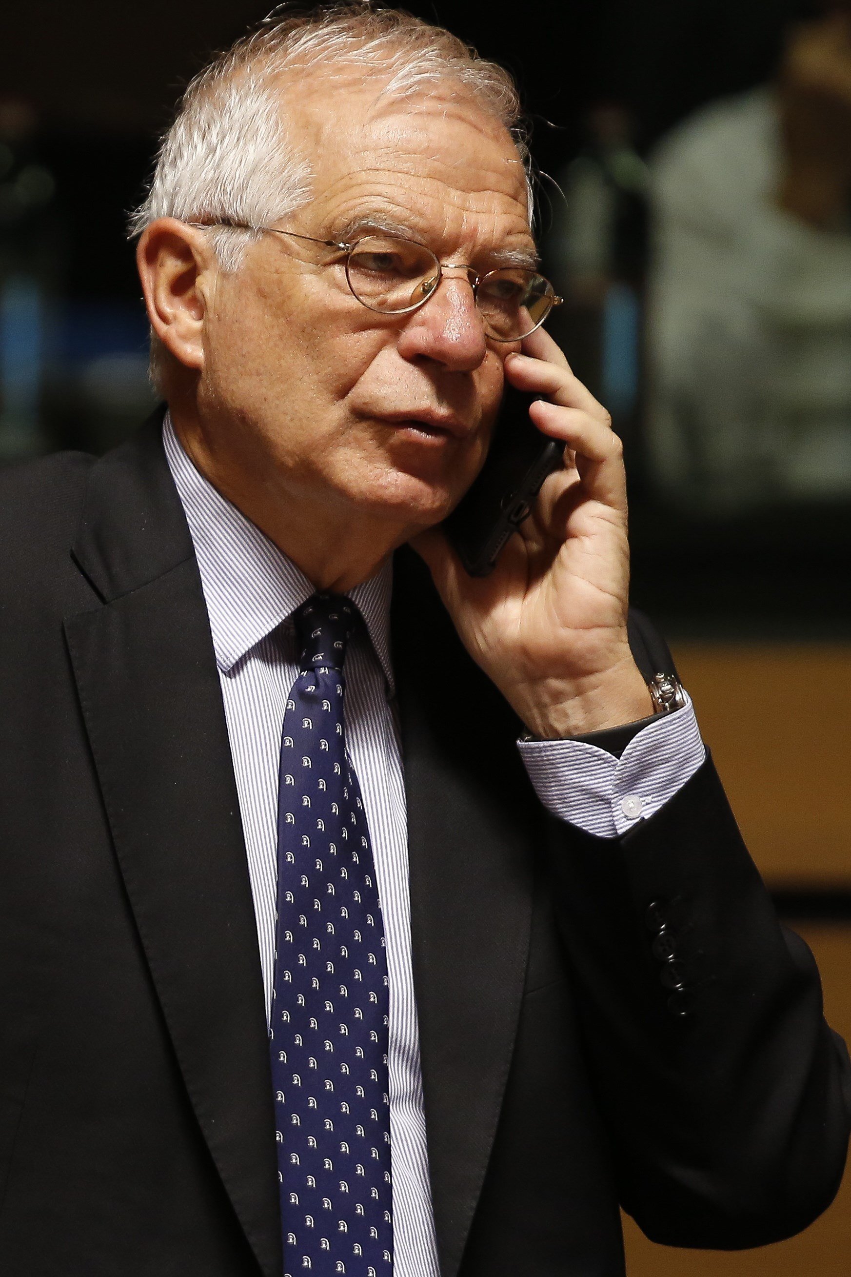 Borrell se niega a responder sobre si se ha planteado dimitir por el caso Abenga