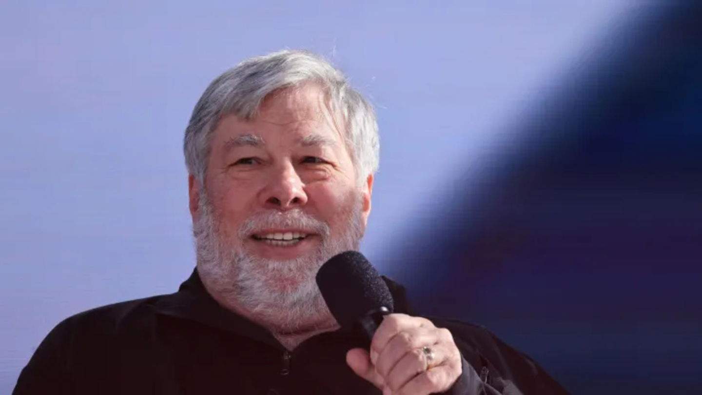Steve Wozniak, cofundador d'Apple, creu que la IA no es pot aturar i serà molt perillós