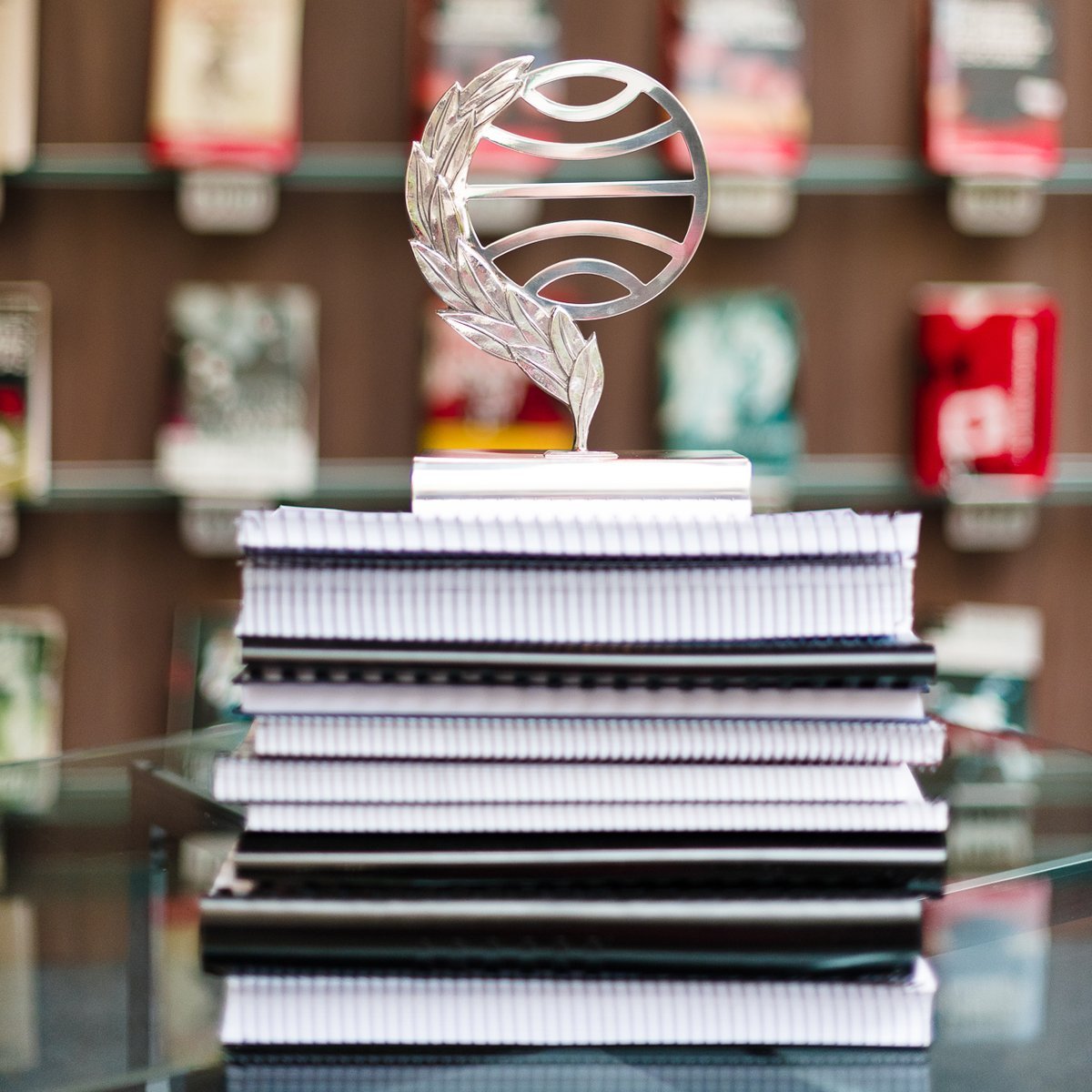 Un millón para la mejor: un millar de novelas optan al Premio Planeta