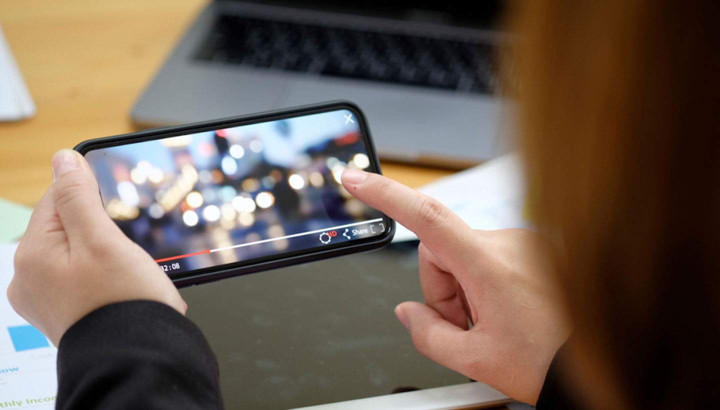 Com activar o desactivar la rotació de pantalla de l'iPhone automàticament en una aplicació específica