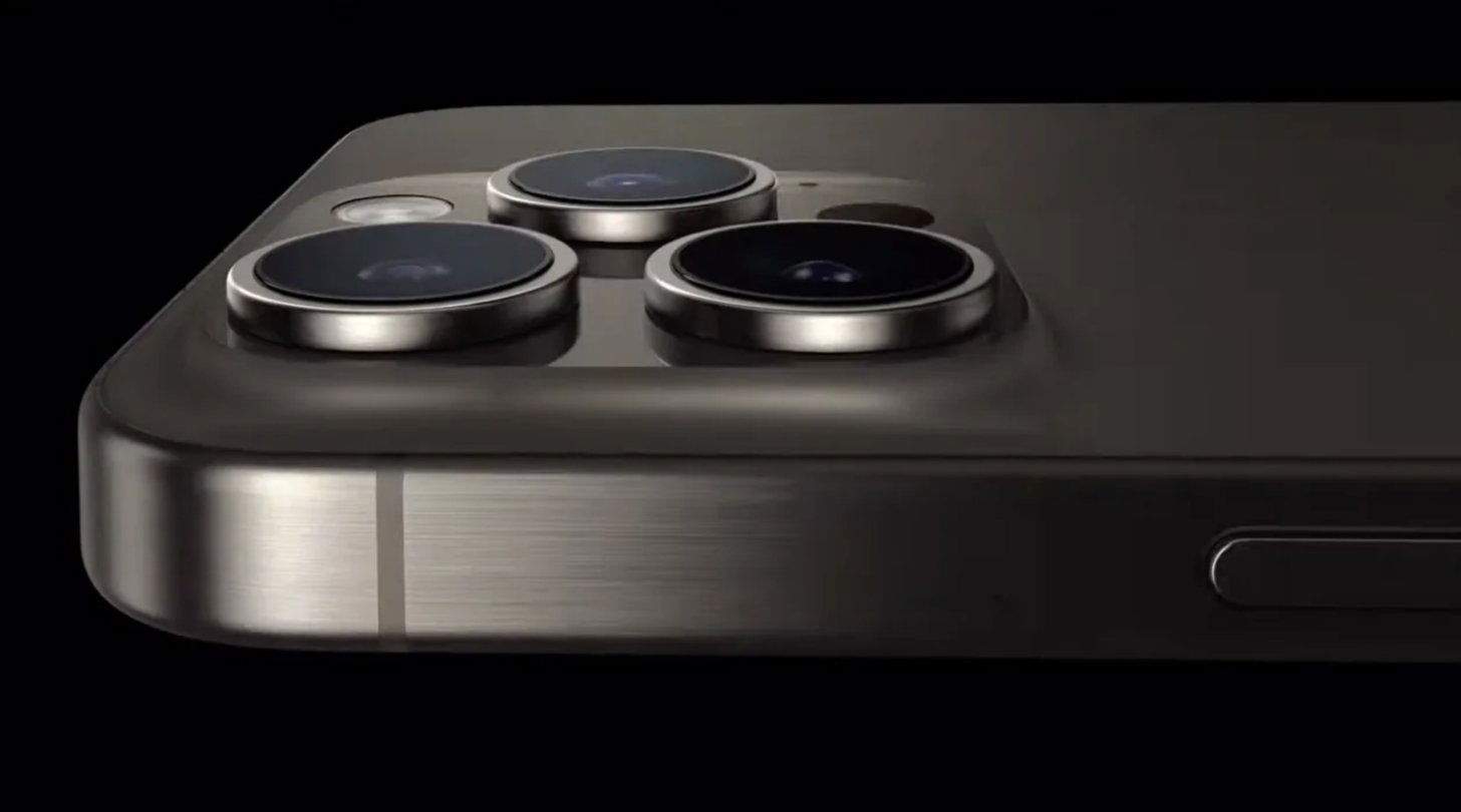 El iPhone 15 Pro Max tiene un zoom máximo 25x