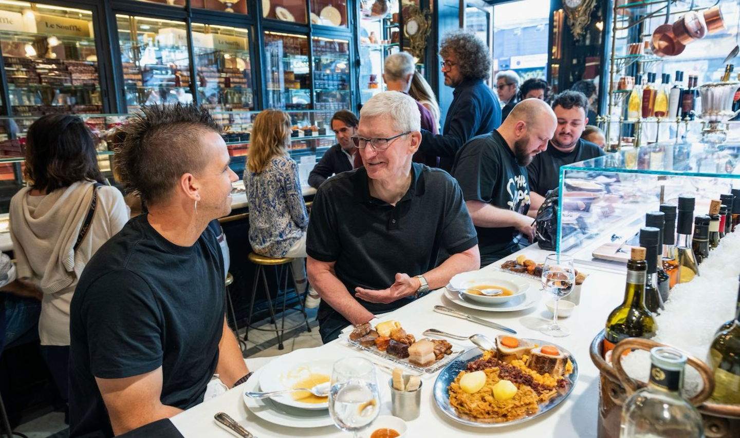 Tim Cook ha estat de visita a Madrid i això és tot el que ha fet