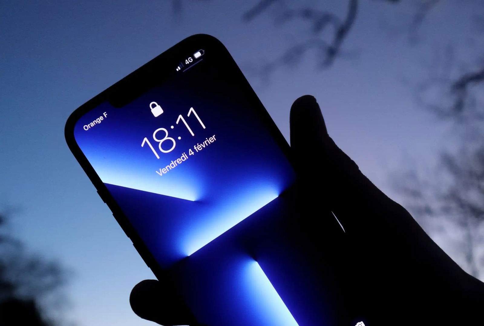 Este pequeño dispositivo es capaz de bloquear y reiniciar tu iPhone