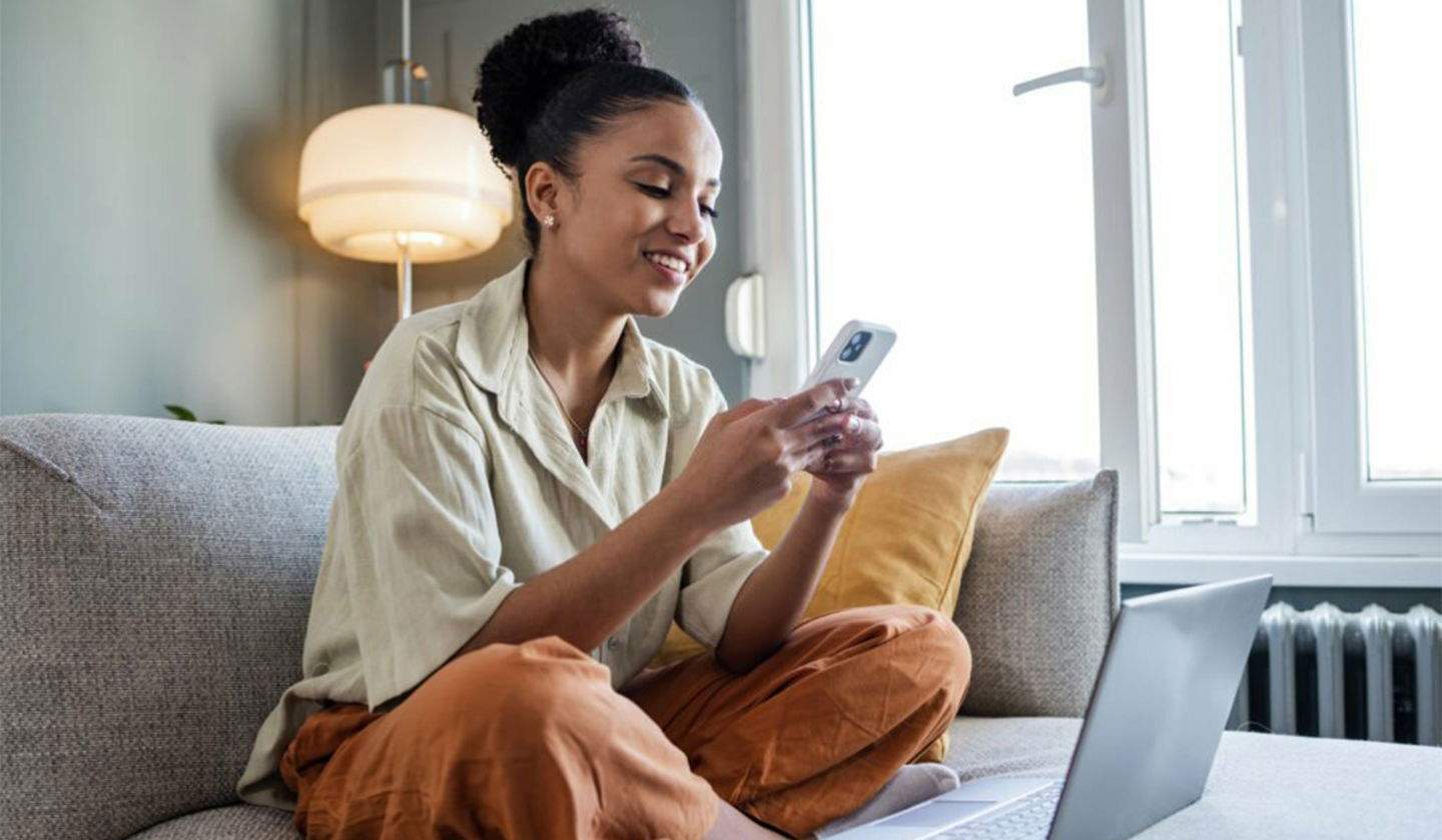 Los neurólogos coinciden en que este hábito con el móvil antes de dormir afecta a la memoria