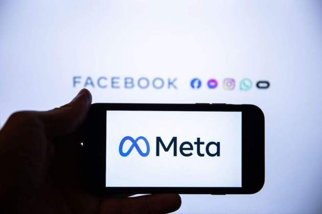 Facebook i Instagram són de les empreses que més recopilen informació per a anuncis personalitzats Facebook i Instagram són de les empreses que més recopilen informació per a anuncis personalitzats