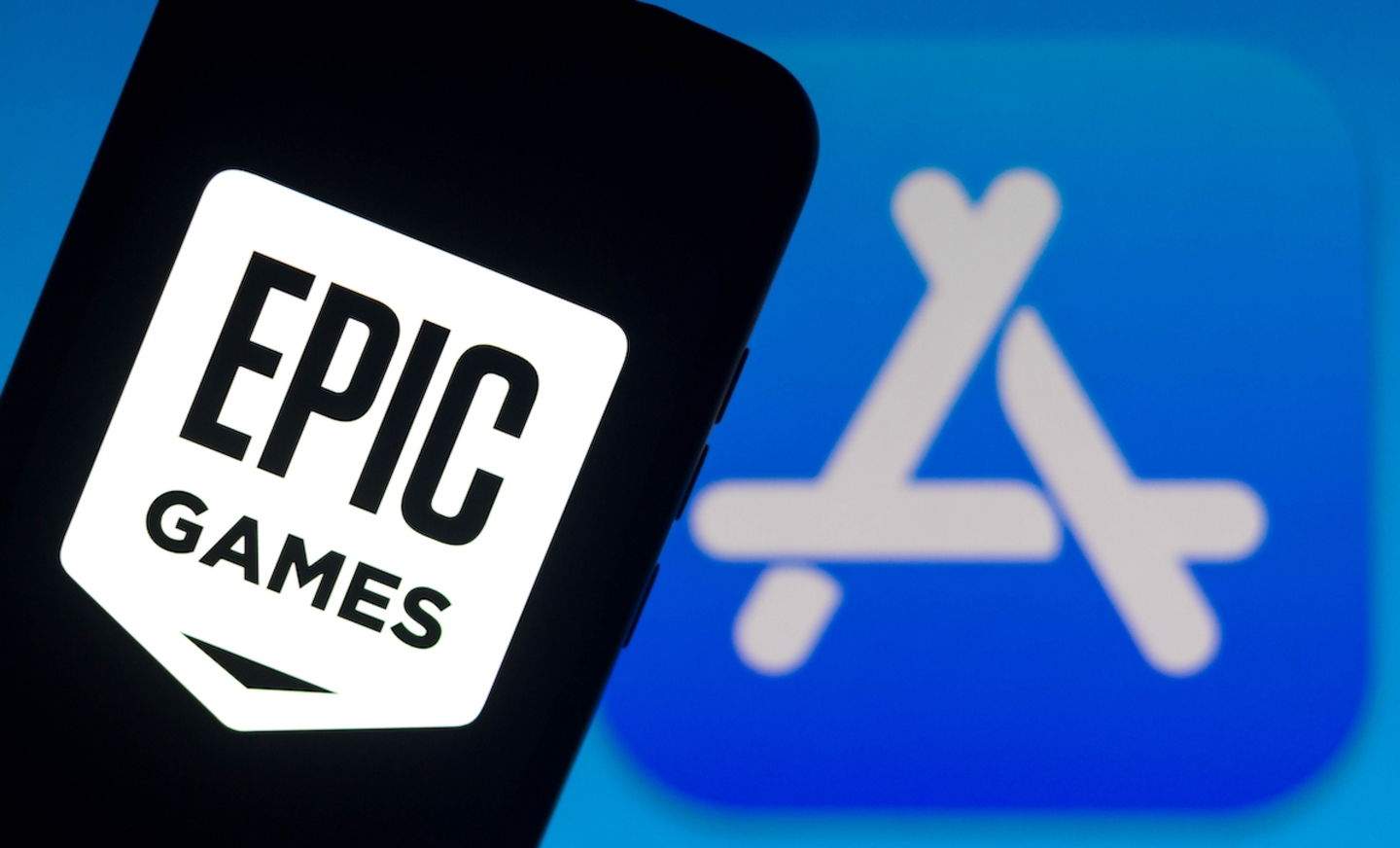 Epic dice que no pueden lanzar su tienda de apps alternativa para iPhone por culpa de Apple