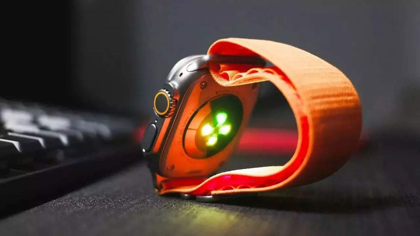 Apple Watch Ultra 3: todas las novedades que podría tener el reloj más bestia de 2024