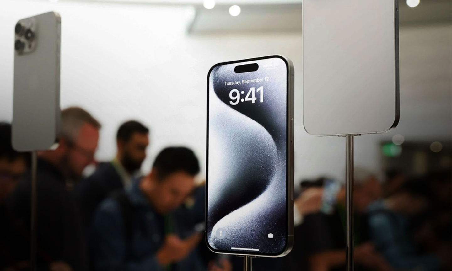 L'iPhone 15 Pro Max està sent l'smartphone més venut del món el 2024