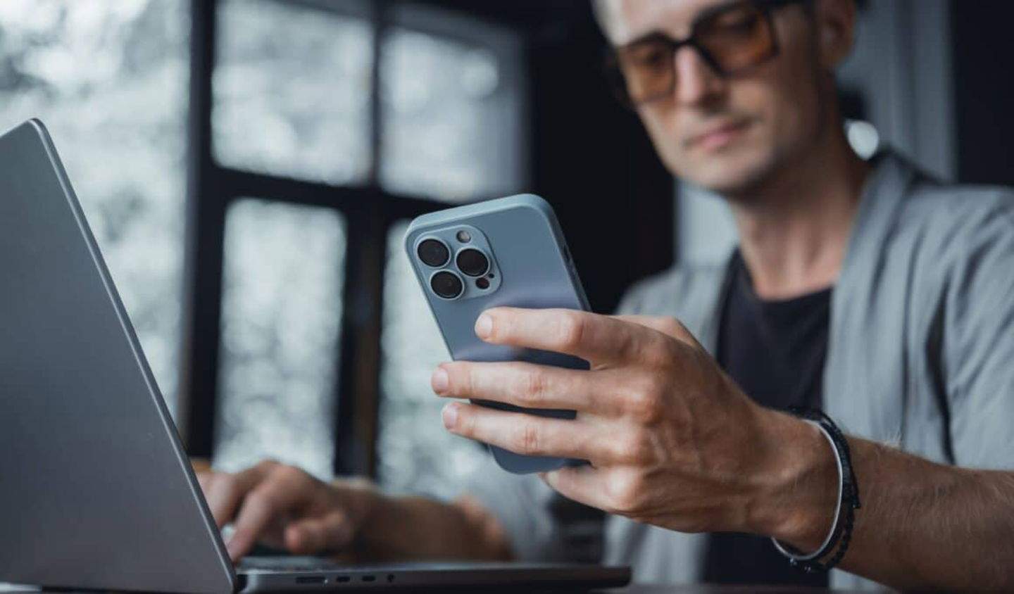 Transferir fitxers entre l'iPhone i el Mac: totes les formes disponibles