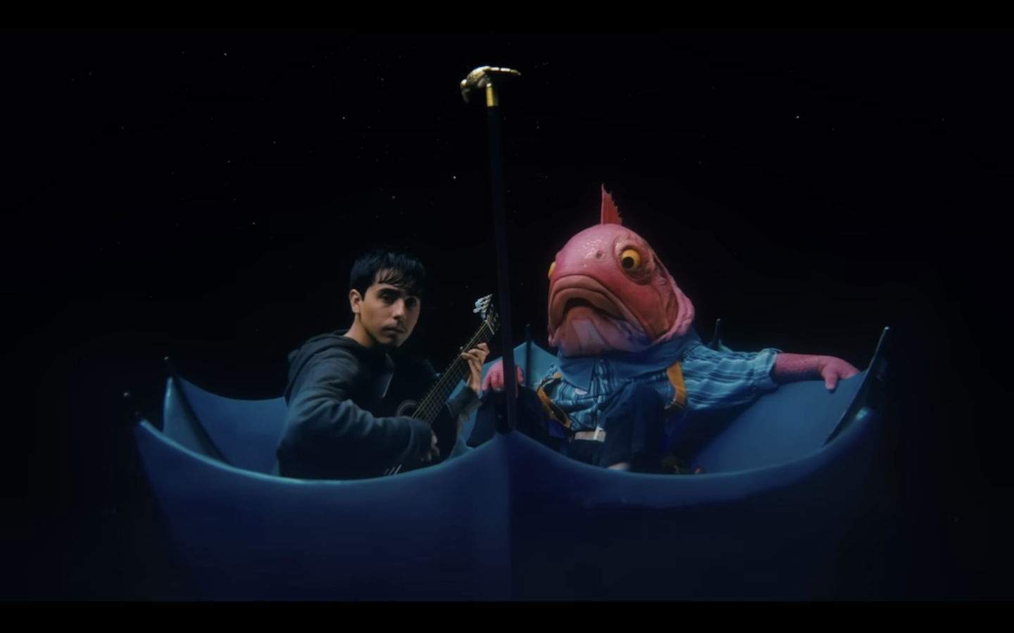 Apple estrena un divertido corto en español filmado en iPhone 15 Pro Max