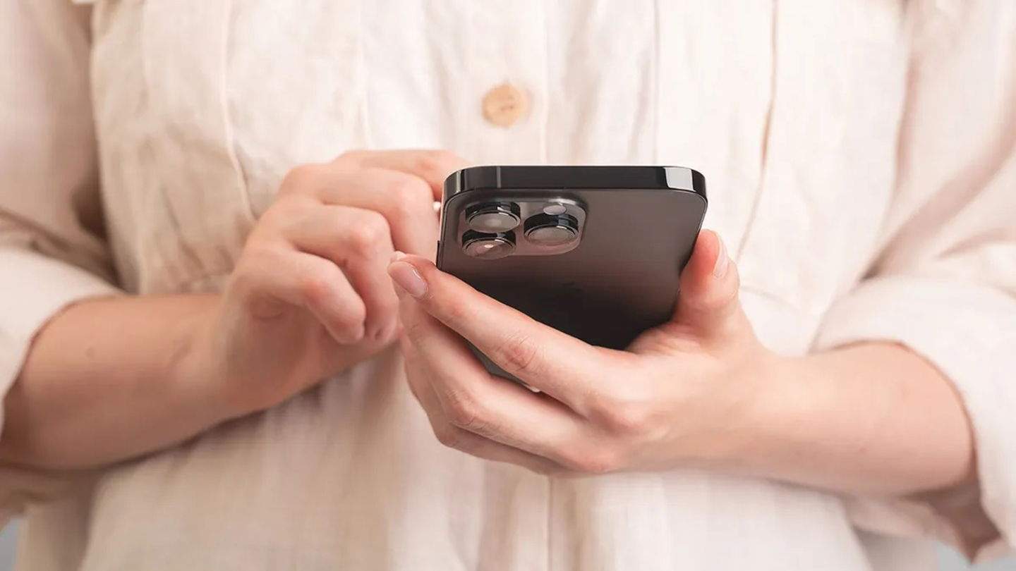 Així pots "programar" els botons de l'iPhone perquè facin moltes més coses