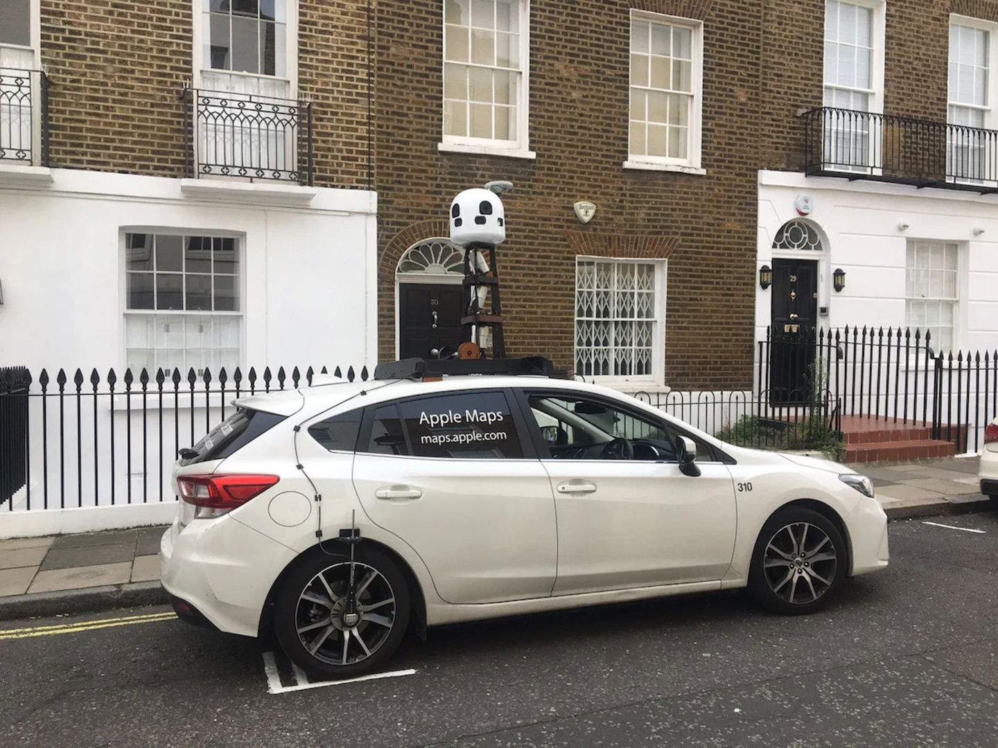 Un coche de Apple Maps tiene un accidente mientras cartografiaba la ciudad de Valladolid