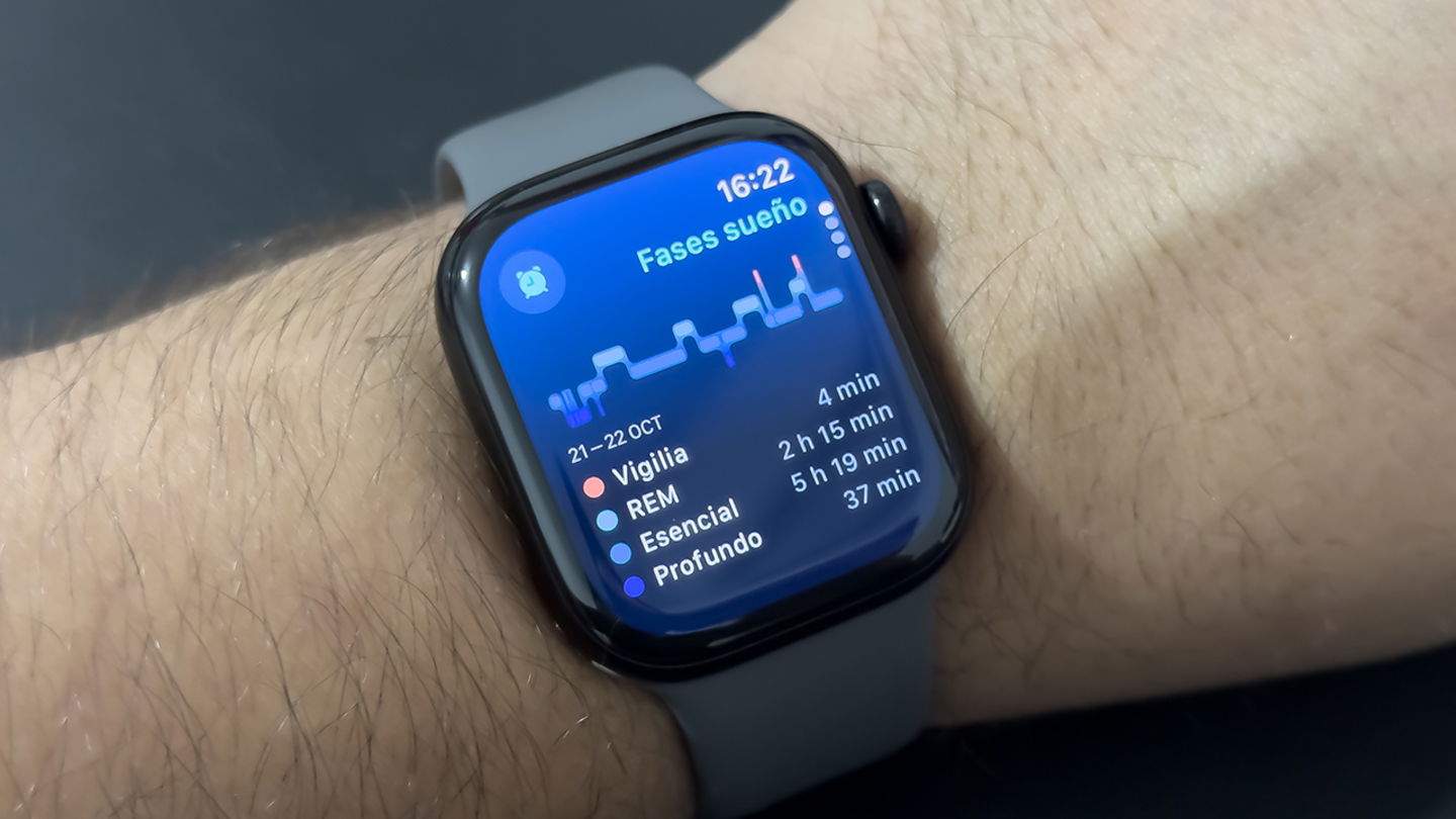Dormir amb l'Apple Watch: pros i contres de fer-ho cada nit