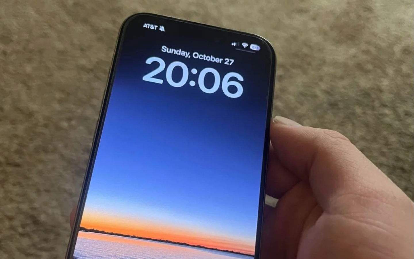 Este iPhone 15 Pro sobrevive 30 horas bajo el agua sin ningún rasguño