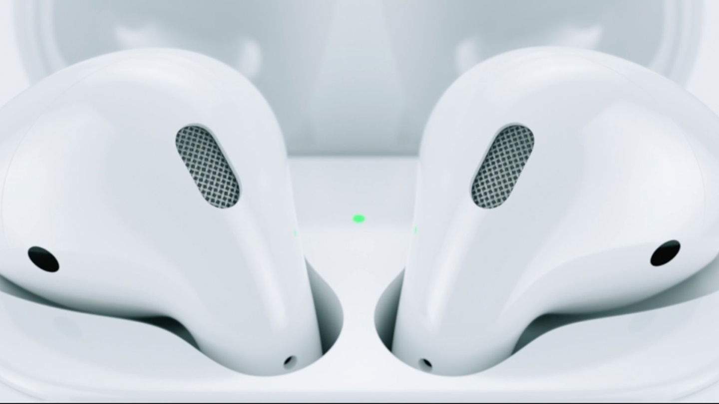 Apple va revolucionar un nou mercat fa 8 anys amb alguna cosa en què gairebé ningú confiava: els AirPods