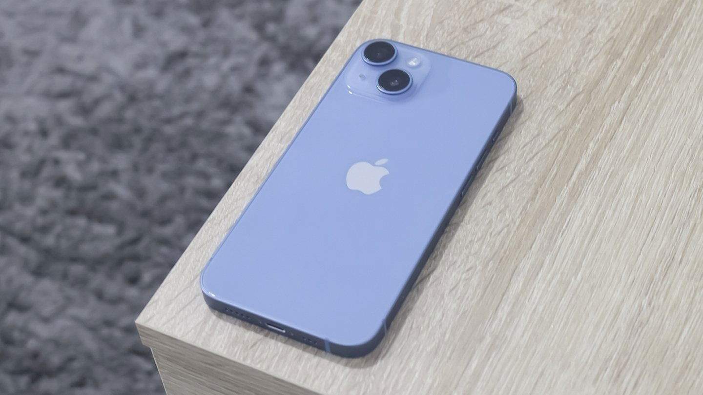 Apple deixarà de vendre l'iPhone SE i l'iPhone 14 a Europa per no tenir USB-C