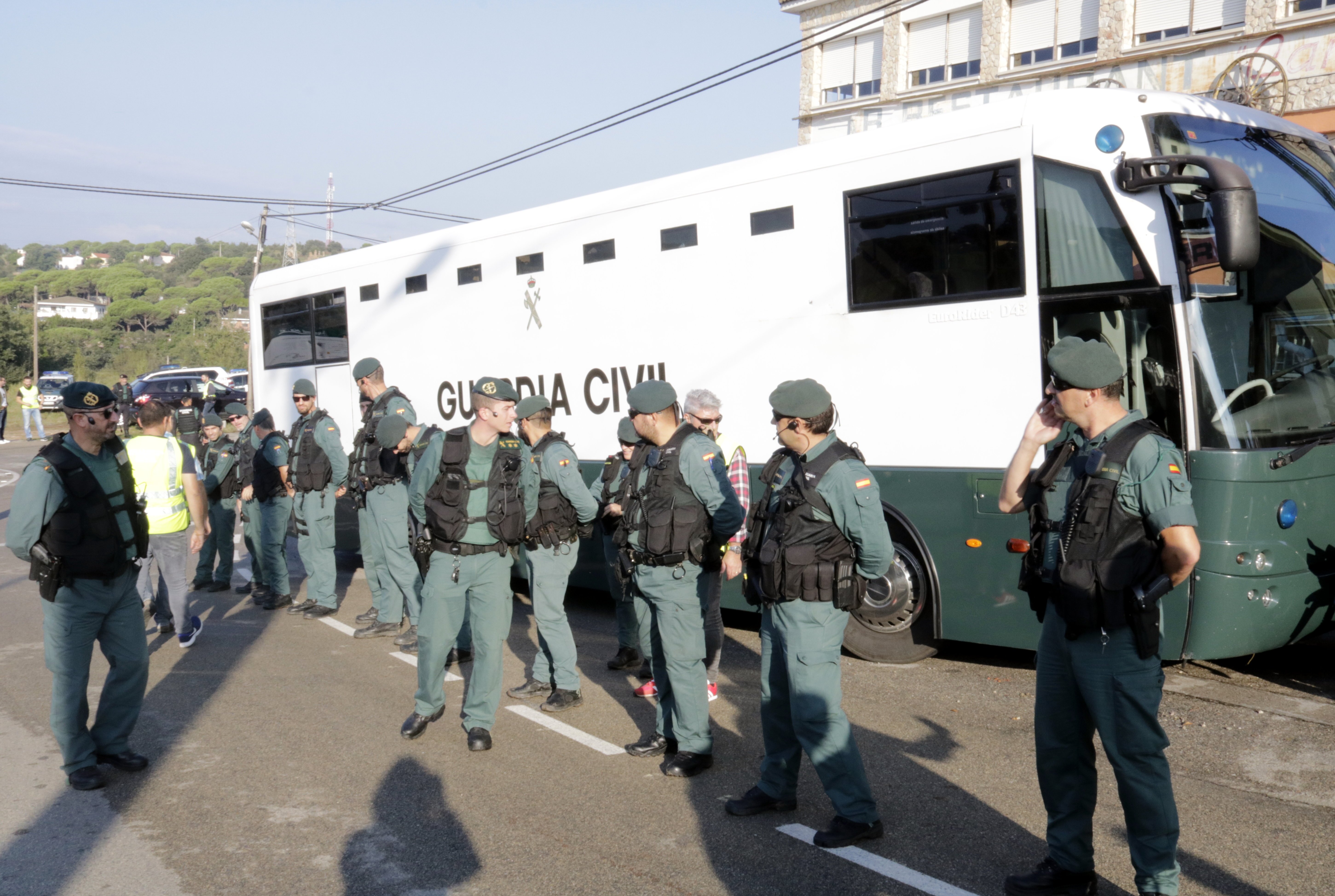 En marxa una operació de la Guàrdia Civil contra la prostitució a la Jonquera