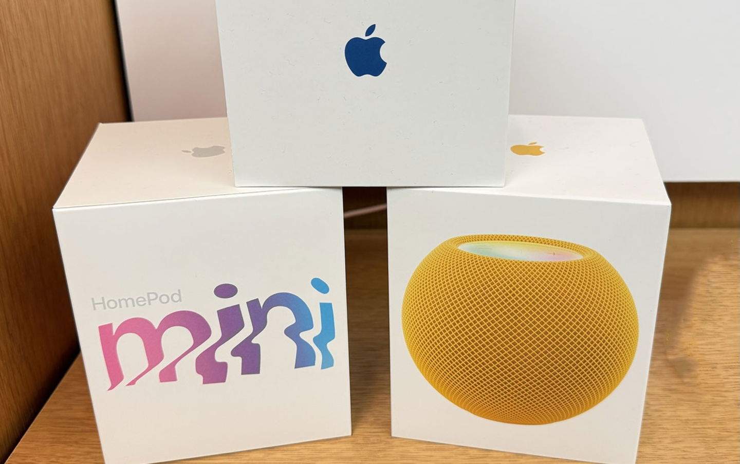 Renovarse o morir: ahora el HomePod mini viene en una nueva caja con un diseño sensacional