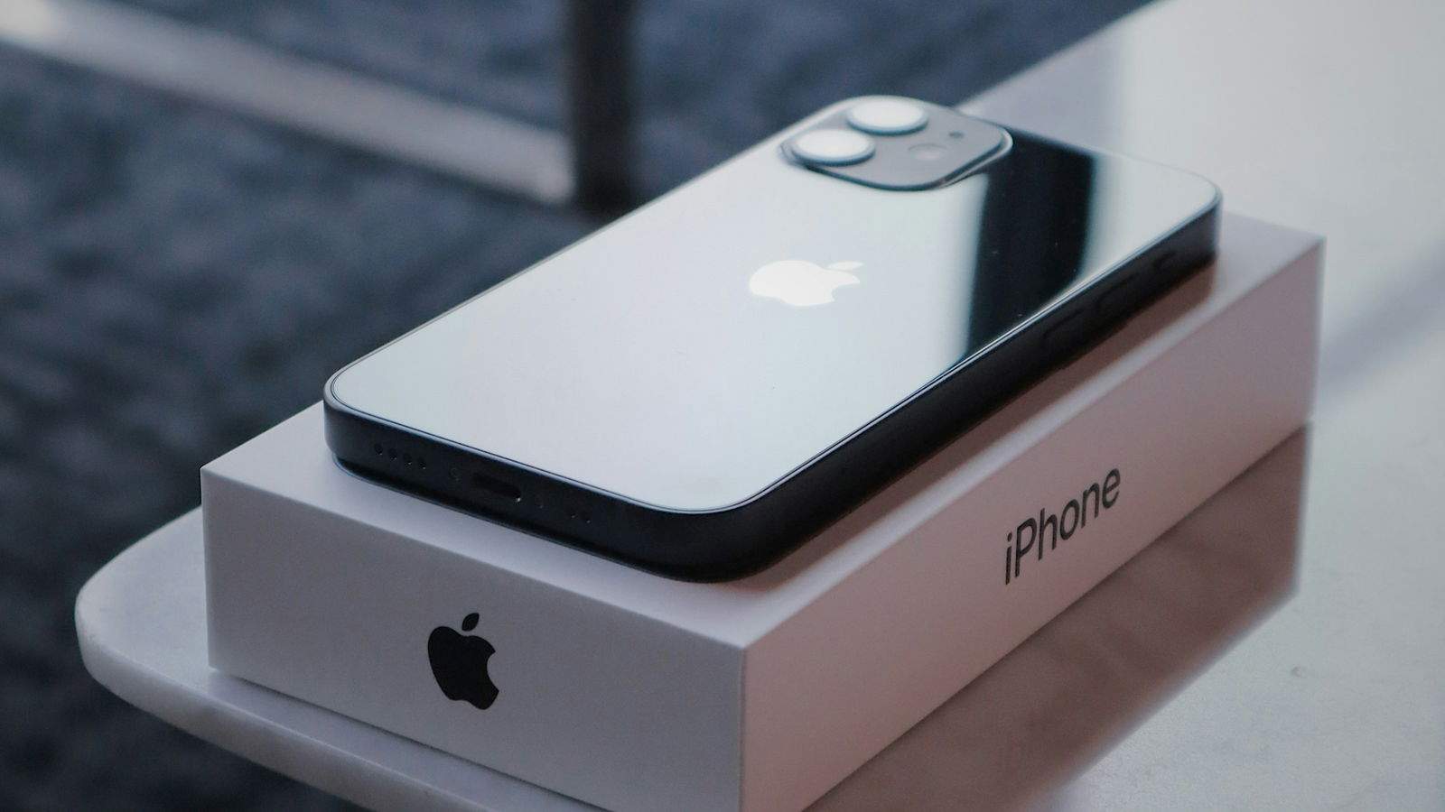 Segueix sent un dels millors iPhone a nivell qualitat-preu, i ara pot ser teu per només 265 euros si acceptes aquesta condició