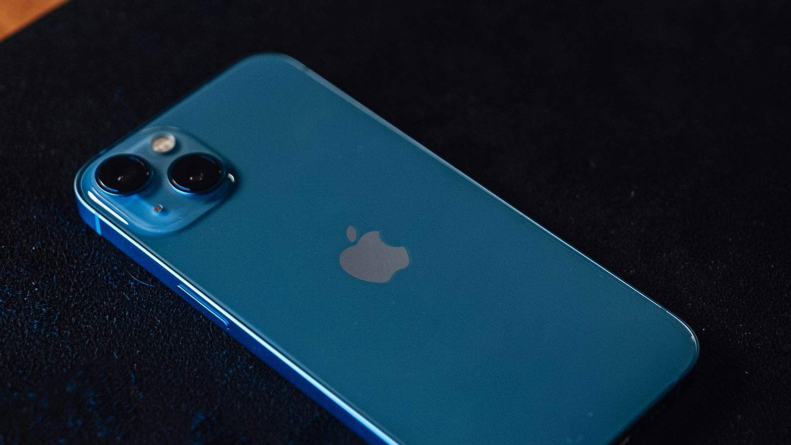 ¿Sabies que pots tenir un bon iPhone per només 300 euros gràcies a Amazon? Així és la seva última oferta acceptant aquesta condició