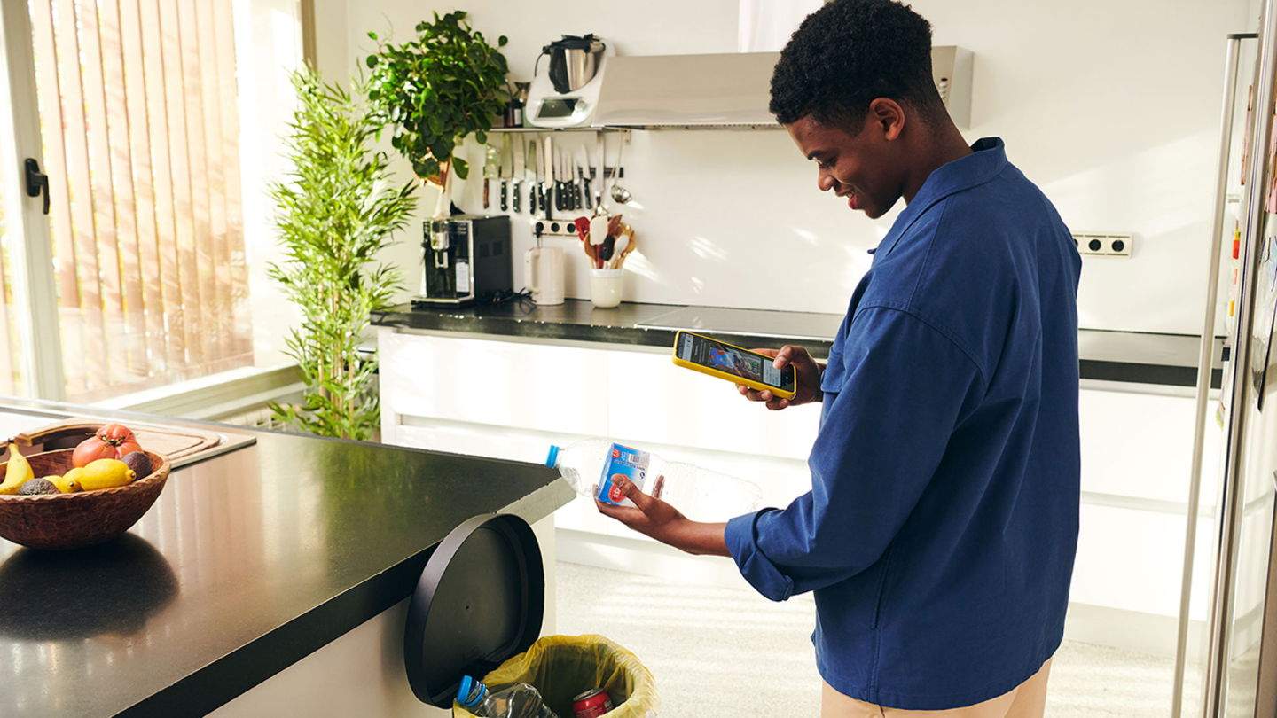 RECICLOS, l'app amb la qual cuidar el medi ambient reciclant en el groc té premi