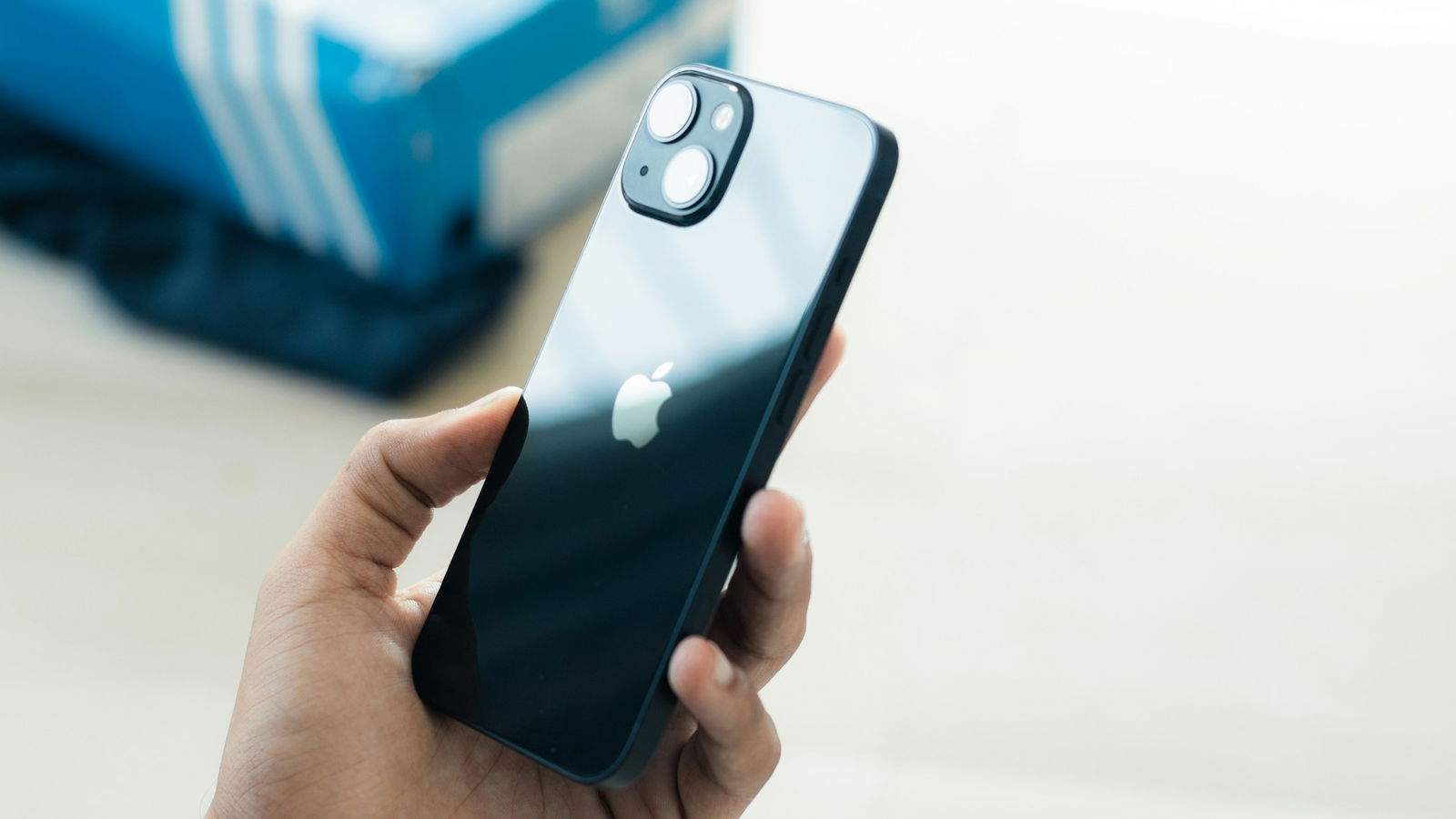 Aquest iPhone que tan sols costa 300 euros és el més venut a Amazon. ¿El motiu? Té la millor relació a nivell qualitat-preu