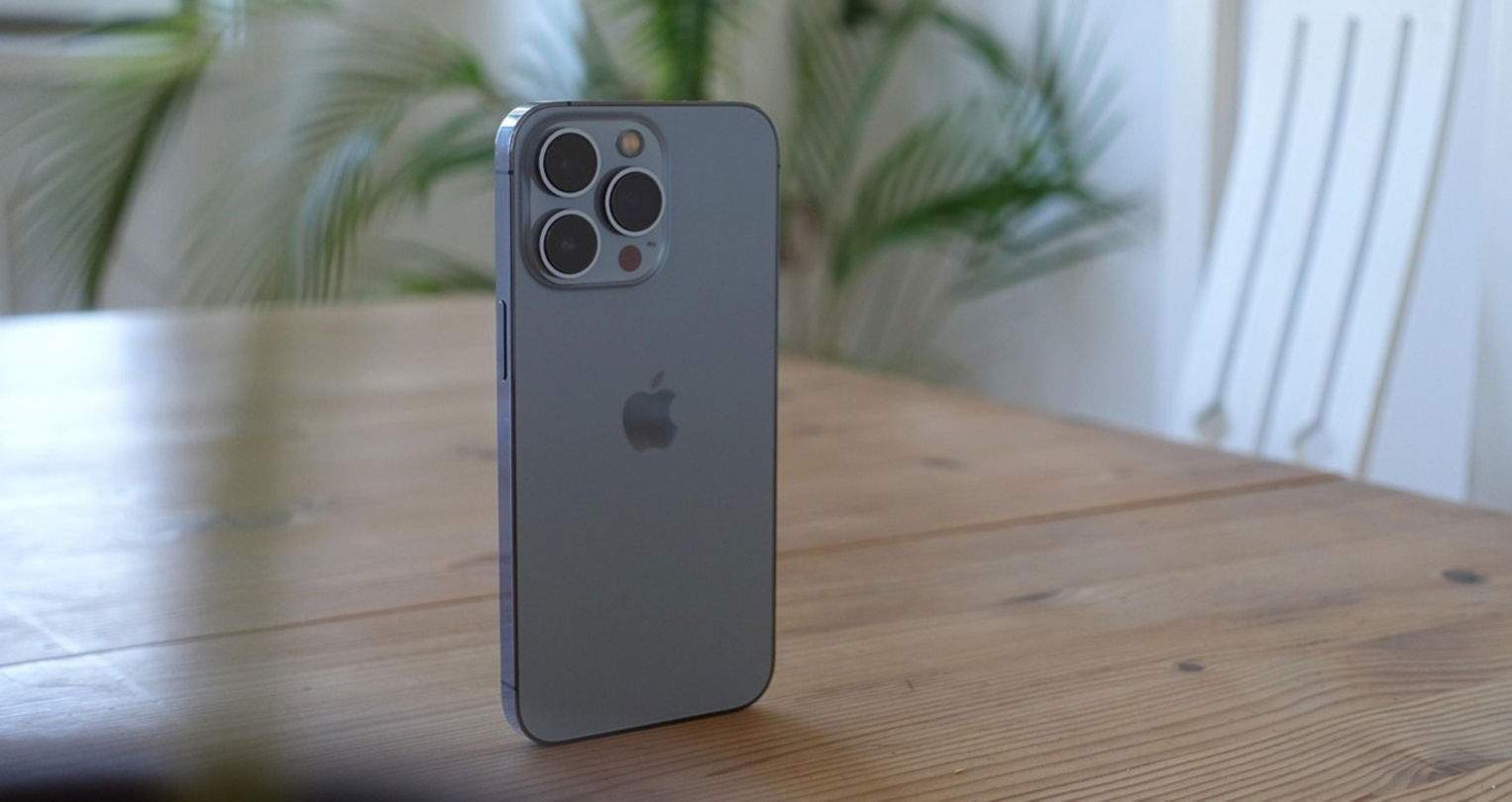 El jailbreak segueix viu i, per a mostra, aquesta enginyosa nova multitasca per a iPhone similar a la de l'iPad