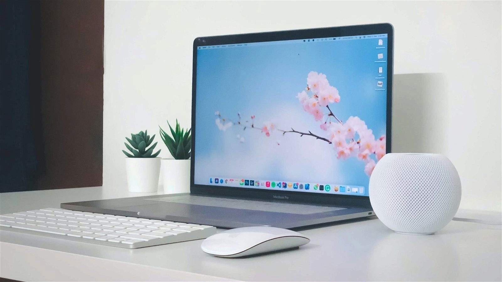 Redefine la experiencia de tu ecosistema Apple con el icónico Magic Mouse, de oferta en el Amazon Prime Day 2025