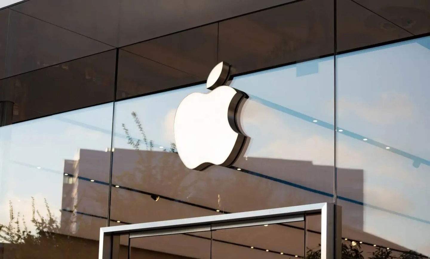 Las millonarias cifras de lo que cuesta demandar a Apple