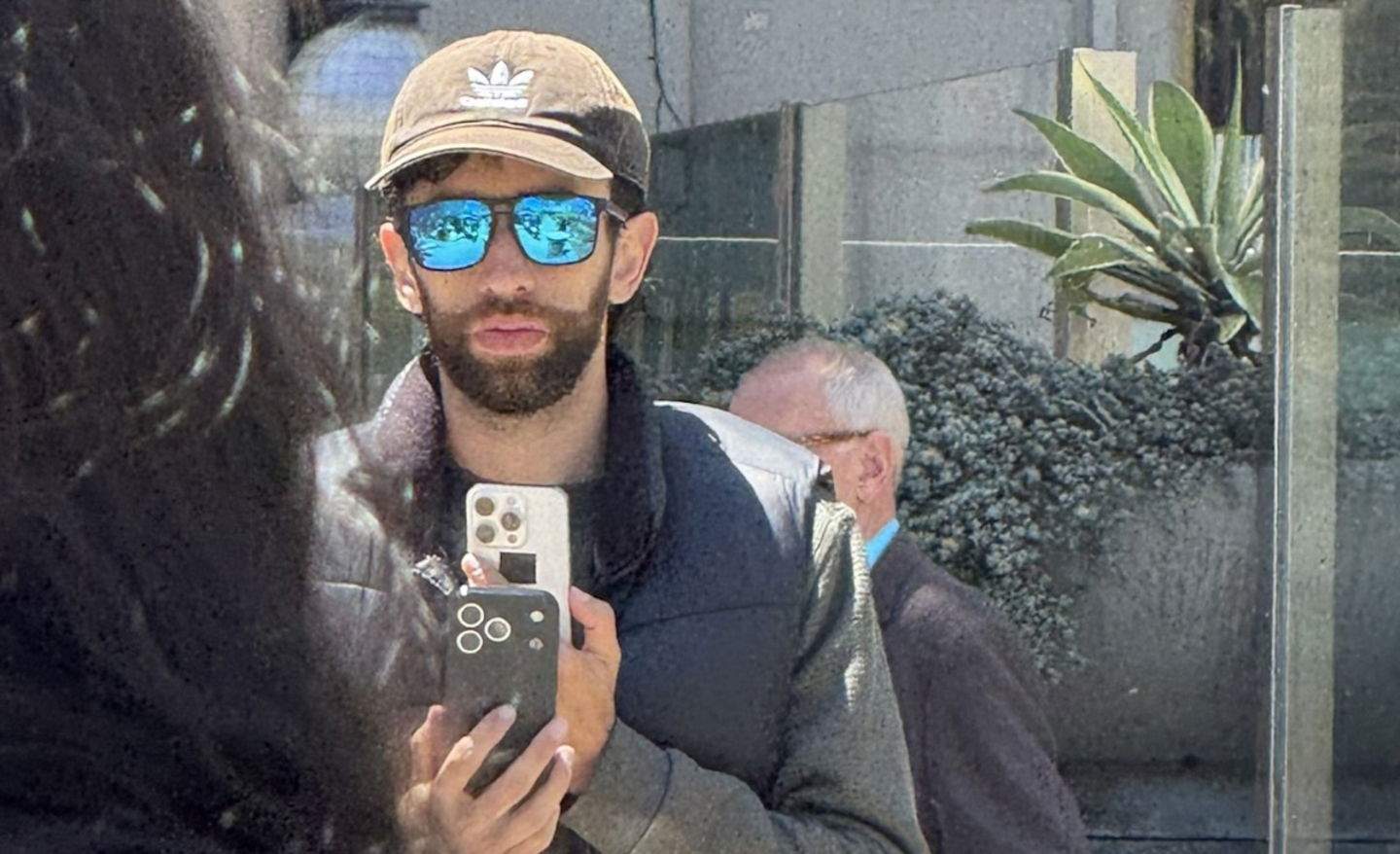 Asseguren haver vist un prototip d'iPhone 17 en ple carrer