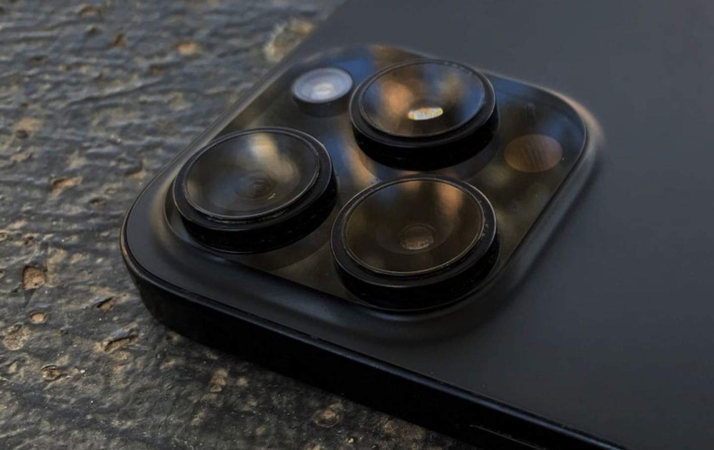 Los usuarios deciden la mejor cámara entre iPhone 16 Pro Max, Galaxy S25 Ultra y Pixel 10 Pro XL en este test a ciegas