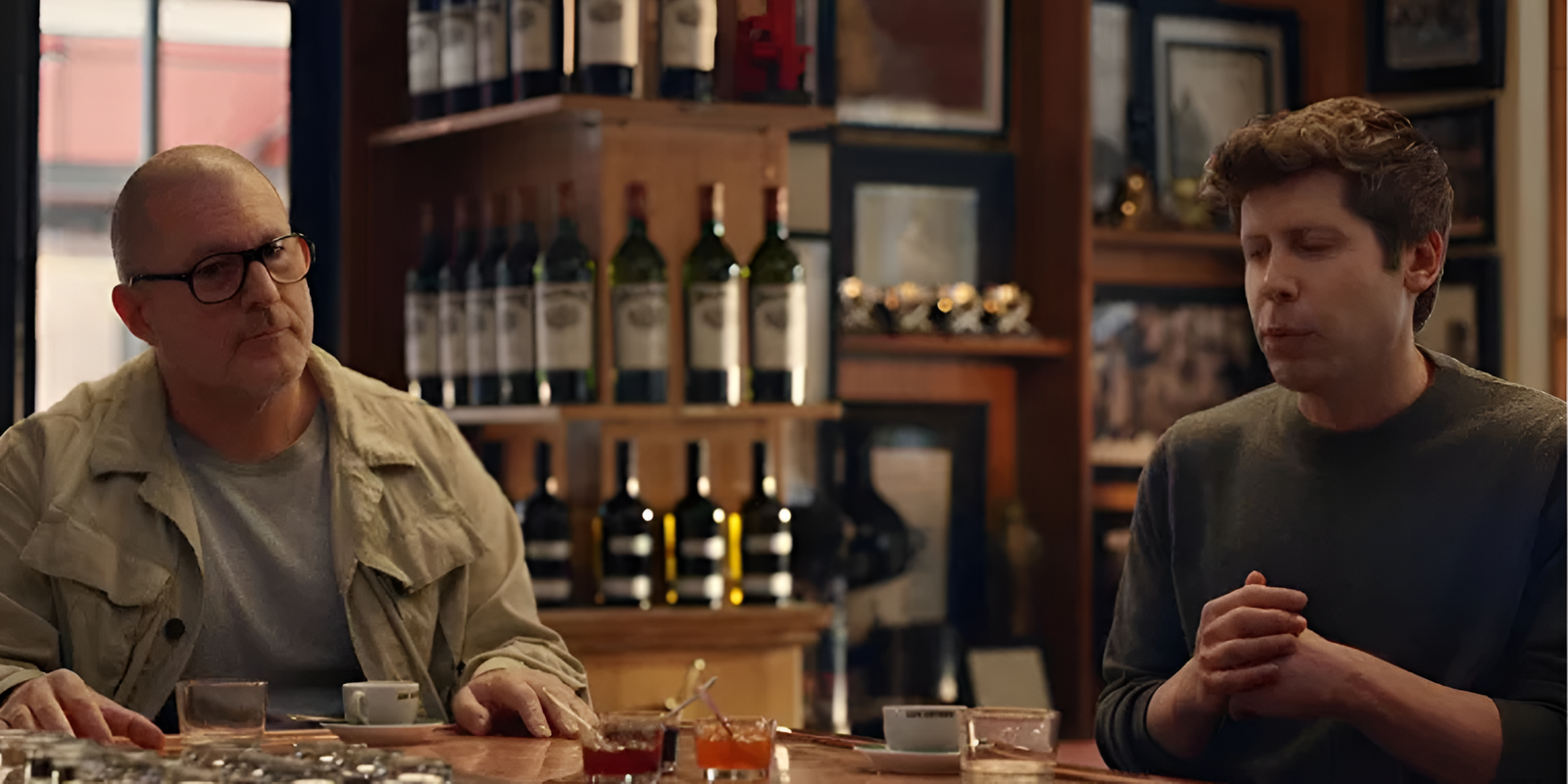 El dispositiu secret d'IA d'OpenAI i Jony Ive està en problemes