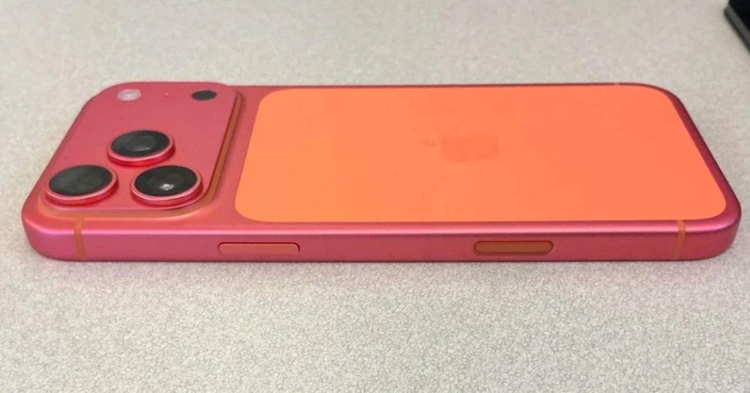 Alguns iPhone 17 Pro taronges s'estan tornant roses