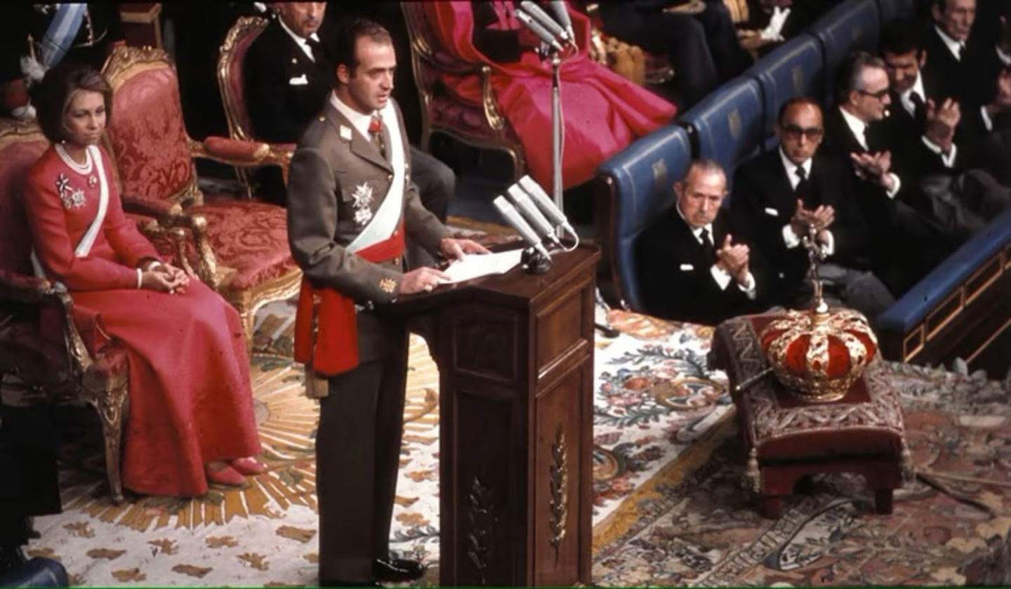 Steve Jobs va convèncer el rei emèrit Joan Carles I per comprar un ordinador de 13.000 euros amb encant i un tovalló