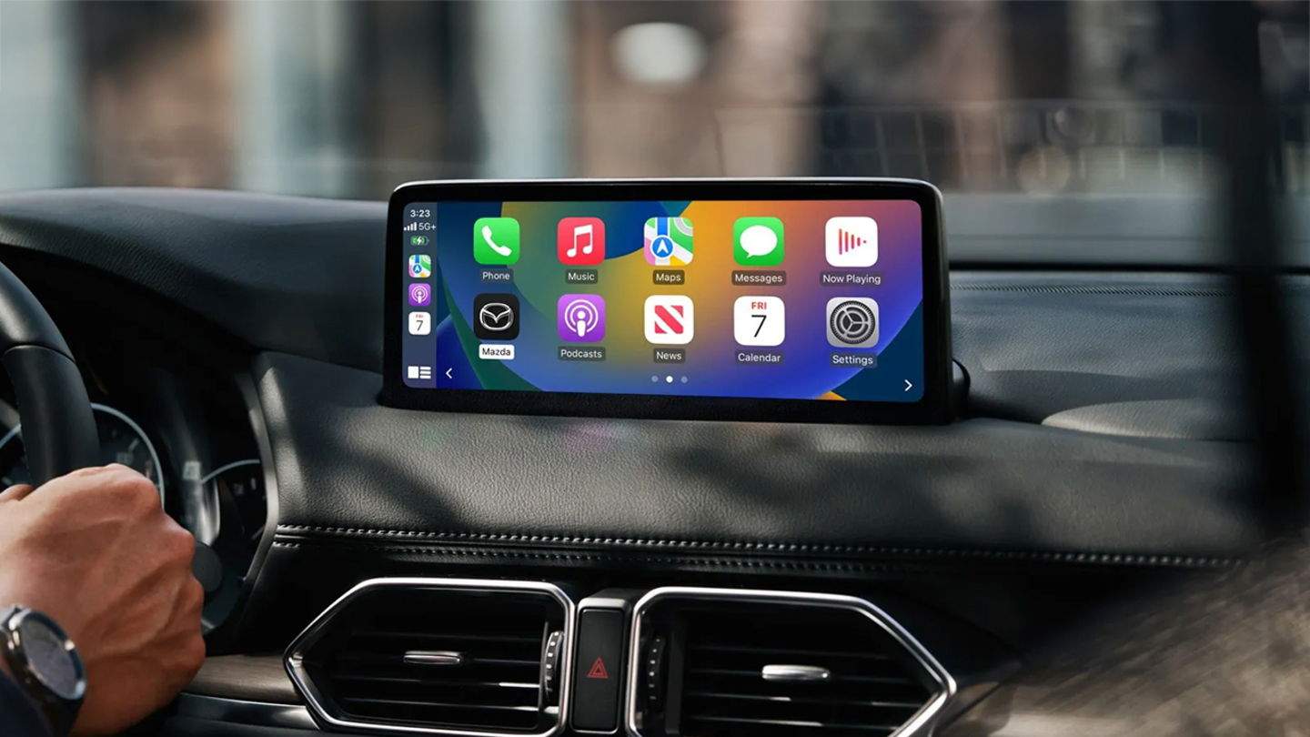Moderniza tu coche con esta pantalla de 10 pulgadas con CarPlay y Android Auto inalámbricos por 35 euros