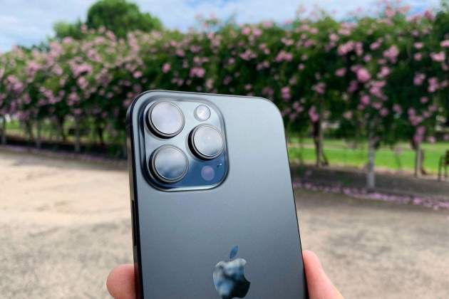 Módulo de triple cámara del iPhone 16 Pro Max Módulo de triple cámara del iPhone 16 Pro Max