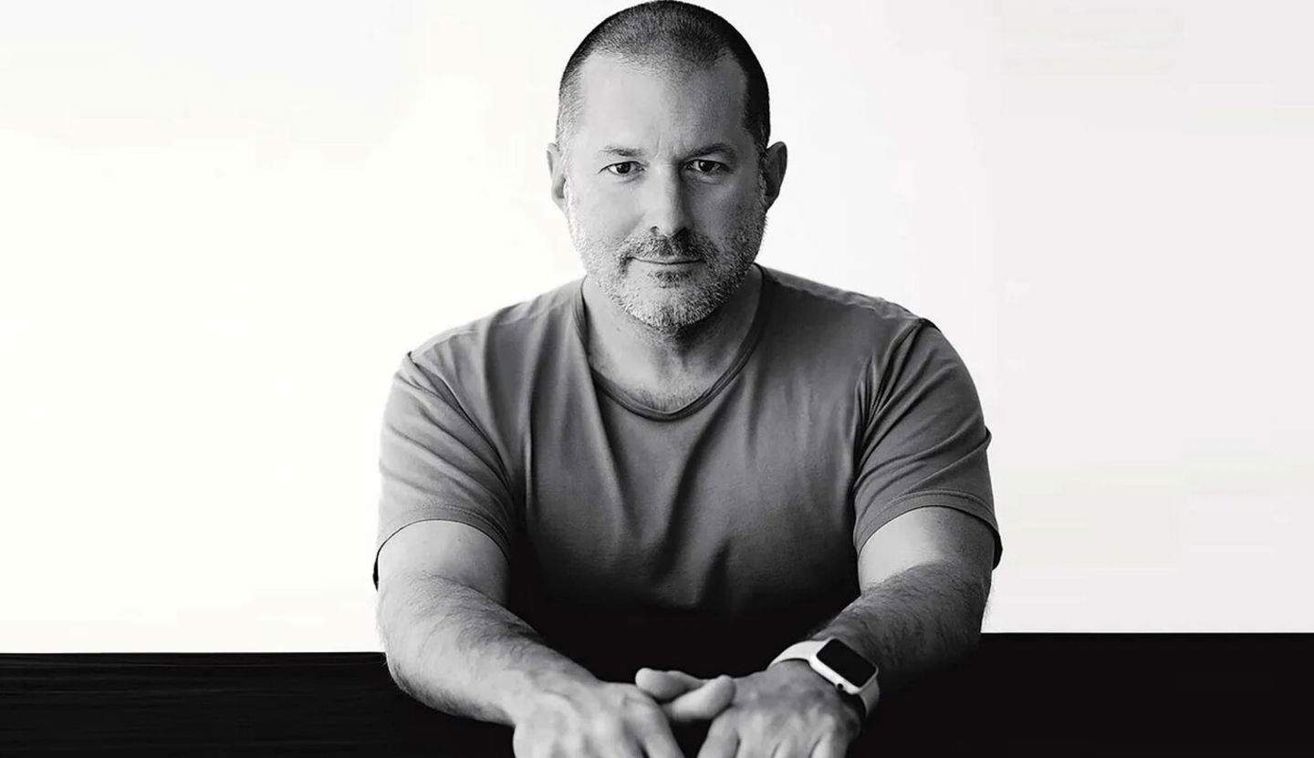 OpenAI y Jony Ive están fichando a los mejores talentos de Apple para su dispositivo especial
