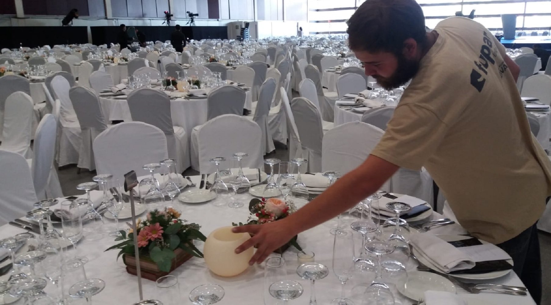 La gala de los Planeta finalizó con una apropiación indebida de libros antiguos