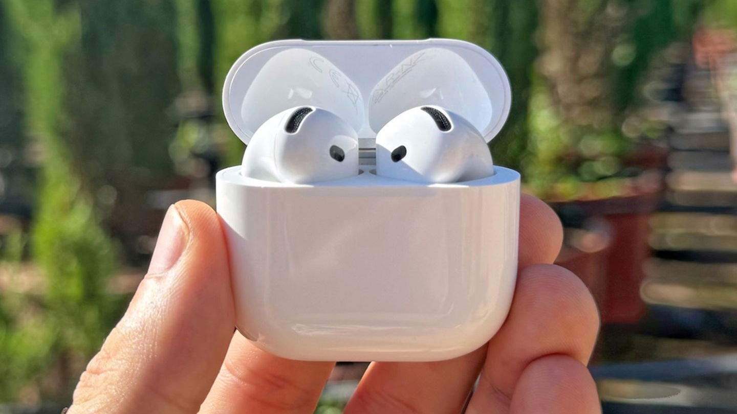 Els AirPods 4 amb cancel·lació activa de soroll a preu mínim històric: costen el mateix que els normals a PCComponentes